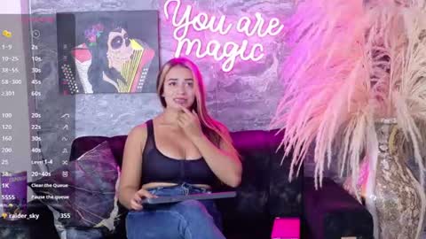 siamarlin online show from June 30, 2026, 9:05 pm