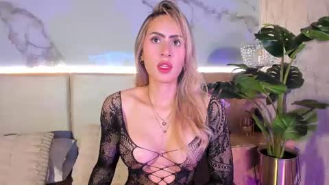 sienna belluccii online show from August 6, 2026, 11:12 am