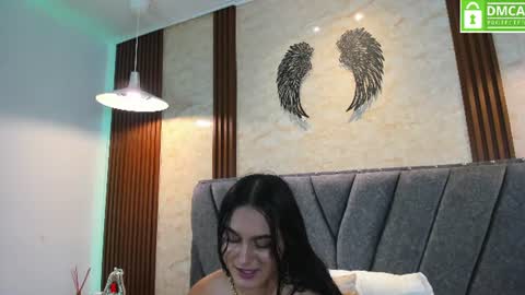 Snapshot of sienna_lu chatting on June 14, 2026, 2:24 am Sienna online show from June 14, 2026, 2:24 am