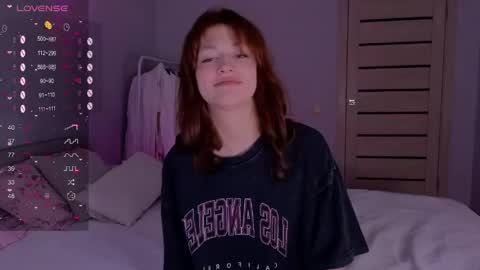 Snapshot of silly___woman chatting on May 4, 2026, 7:43 pm silly___woman online show from May 4, 2026, 7:43 pm