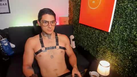 Simon Cortes online show from July 25, 2026, 11:19 am