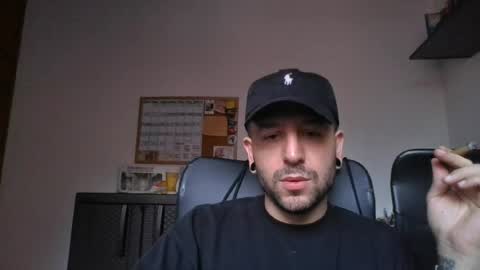 simonm777 online show from July 27, 2026, 5:31 pm