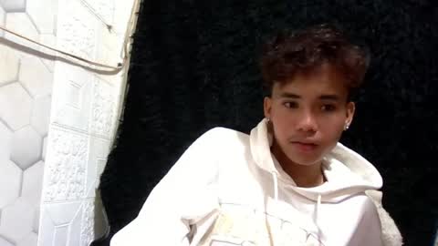 Snapshot of simplecutyboy chatting on August 3, 2026, 4:00 am simplecutyboy online show from August 3, 2026, 4:00 am