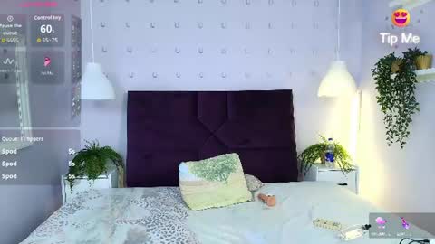 sirenyrouss online show from July 2, 2026, 3:23 am