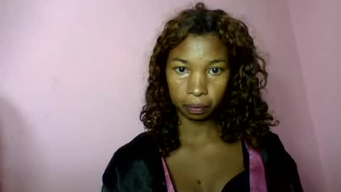 sisybelle online show from August 3, 2026, 9:37 am