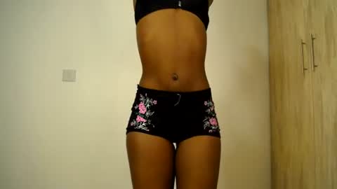 sizzly_ass online show from June 16, 2026, 3:14 pm