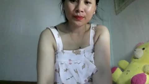 Shie online show from May 17, 2026, 4:10 am