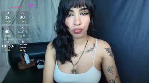 Snapshot of skinny_emily chatting on June 20, 2026, 5:27 pm Emily Rojas online show from June 20, 2026, 5:27 pm