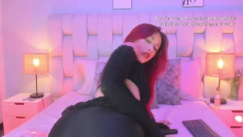 Foxy online show from June 9, 2026, 11:05 pm