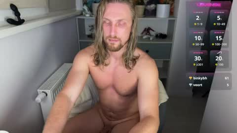sky_guy25 online show from June 22, 2026, 8:50 pm