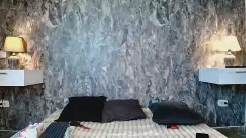 sky_white_ online show from July 5, 2026, 12:01 pm