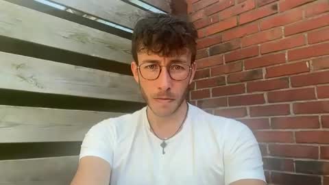 skyisthelimit1995 online show from July 6, 2026, 3:47 pm
