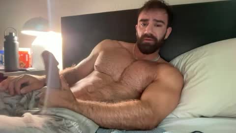 Snapshot of skylerflexes chatting on July 10, 2026, 2:41 pm Skyler Flexes online show from July 10, 2026, 2:41 pm