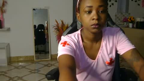 Bella online show from June 14, 2026, 1:47 am