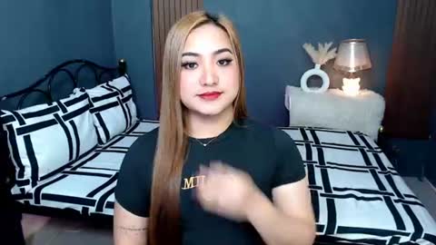 Queen Cyrine online show from July 10, 2026, 1:54 am
