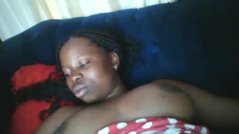 Snapshot of slim_petite_ebony chatting on July 20, 2026, 10:39 am slim_petite_ebony online show from July 20, 2026, 10:39 am