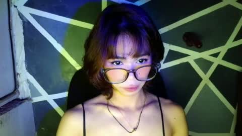 sluttypatotie online show from July 1, 2026, 4:07 pm