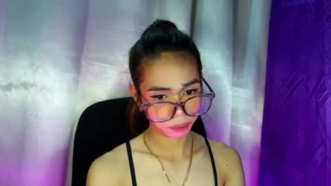 sluttypatotie online show from July 24, 2026, 11:58 pm