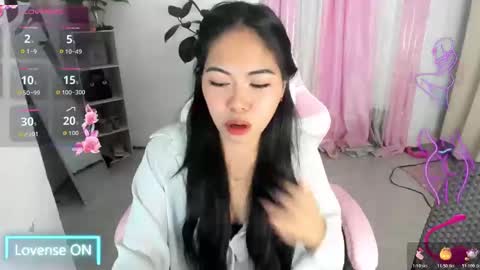 slutyshaine online show from May 13, 2026, 10:38 pm