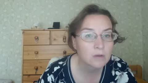 smart_rose online show from June 29, 2026, 12:38 pm