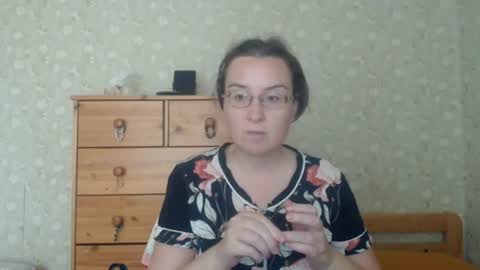 smart_rose online show from July 3, 2026, 9:59 am