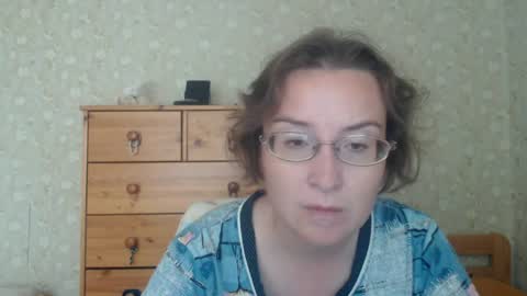 smart_rose online show from July 4, 2026, 11:05 am