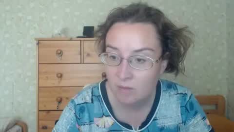 smart_rose online show from July 9, 2026, 11:47 am