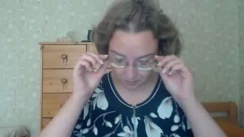 smart_rose online show from August 6, 2026, 12:51 pm