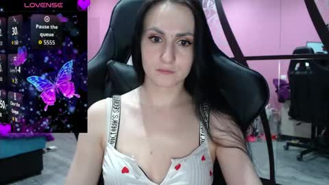 Snapshot of smile_cute_fox chatting on April 9, 2026, 12:43 pm smile_cute_fox online show from April 9, 2026, 12:43 pm