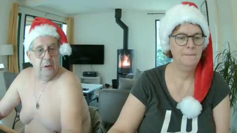 Snoeske and Woodwurm online show from December 24, 2024, 2:22 pm