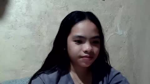 sofia_587145 online show from July 27, 2026, 10:22 am