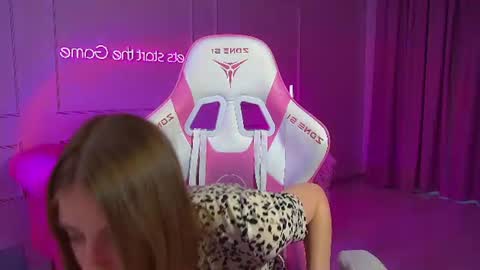 Sofia online show from June 11, 2026, 2:53 am