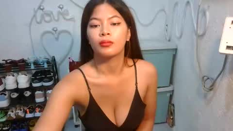 Snapshot of sofie_loorexx chatting on June 10, 2026, 5:45 pm sofie_loorexx online show from June 10, 2026, 5:45 pm