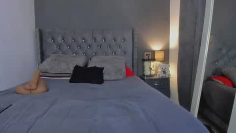 sofii_escobar online show from August 7, 2026, 1:51 am