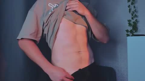 Leon online show from July 24, 2026, 11:52 am