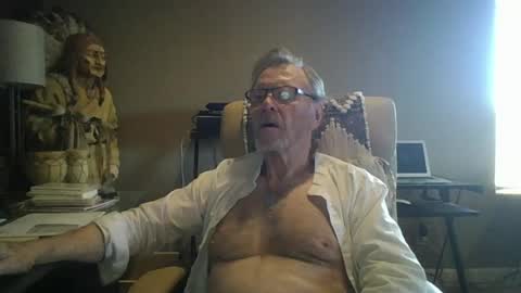 Snapshot of solobliss chatting on June 16, 2026, 10:12 pm Solobliss online show from June 16, 2026, 10:12 pm