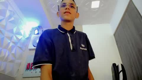 ESTEBAN online show from August 6, 2026, 12:12 am