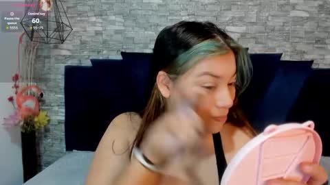 Snapshot of sophia_brunett chatting on March 18, 2026, 11:35 am Sophia online show from March 18, 2026, 11:35 am