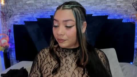 Snapshot of sophia_brunett chatting on April 1, 2026, 1:41 pm Sophia online show from April 1, 2026, 1:41 pm