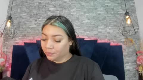 Snapshot of sophia_brunett chatting on April 11, 2026, 11:47 am Sophia online show from April 11, 2026, 11:47 am