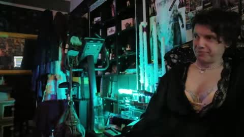 Sophie Satin1980 online show from June 16, 2026, 10:56 pm