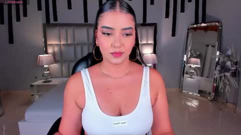 Snapshot of sophielanne chatting on July 28, 2026, 6:31 am Sophie online show from July 28, 2026, 6:31 am
