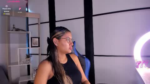 sophiewatson_ online show from July 6, 2026, 12:02 pm