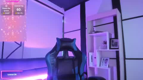 sophiewatson_ online show from July 28, 2026, 6:20 pm