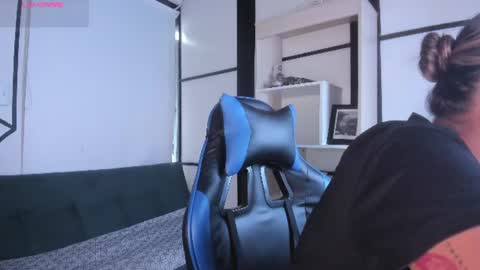 sophiewatson_ online show from July 29, 2026, 3:10 pm