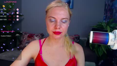 Lisa online show from June 25, 2026, 2:00 am