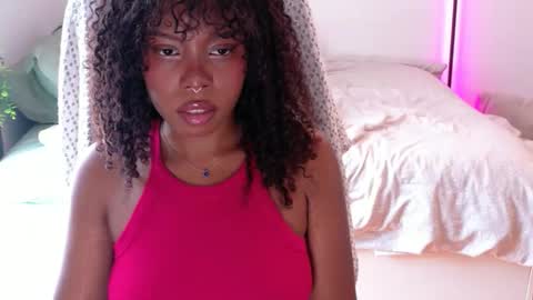 Soleil online show from May 15, 2026, 5:42 pm