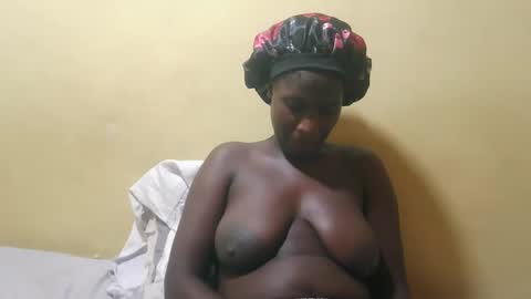 squirtypussie online show from May 14, 2026, 1:51 pm