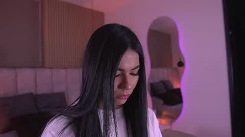 samantha online show from July 17, 2026, 7:19 pm