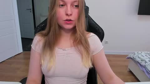 Stacy  online show from May 27, 2026, 3:09 pm